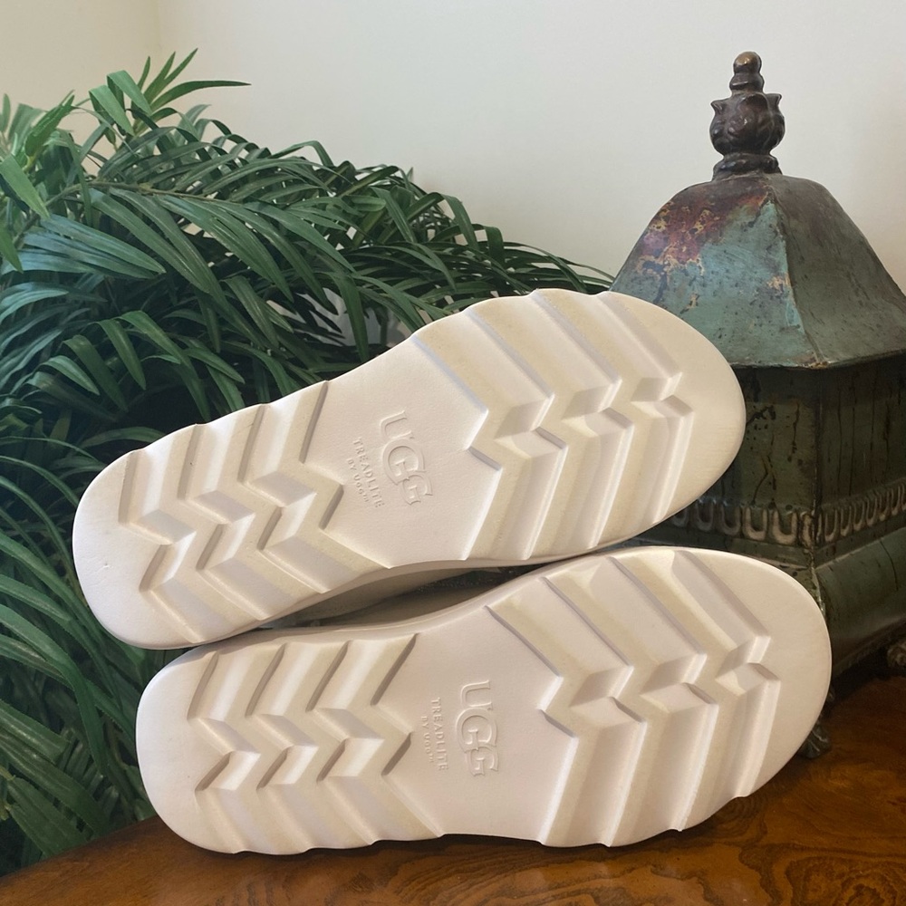 UGG Marin Mega Lace Womens 8.5 White Leather Chunky Platform Sneakers Shoes - Picture 6 of 9